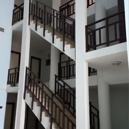 Isinda Hotel 3*