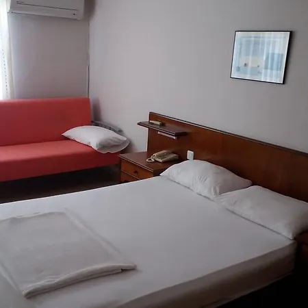 Hotell Isinda